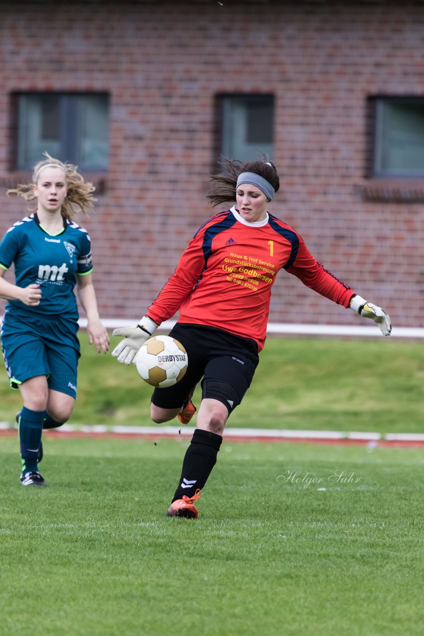 Bild 231 - B-Juniorinnen VfL Oldesloe - JSG Sdtondern : Ergebnis: 2:0